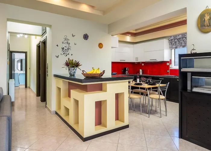 بيت للعطل Stavroulas Amazing House