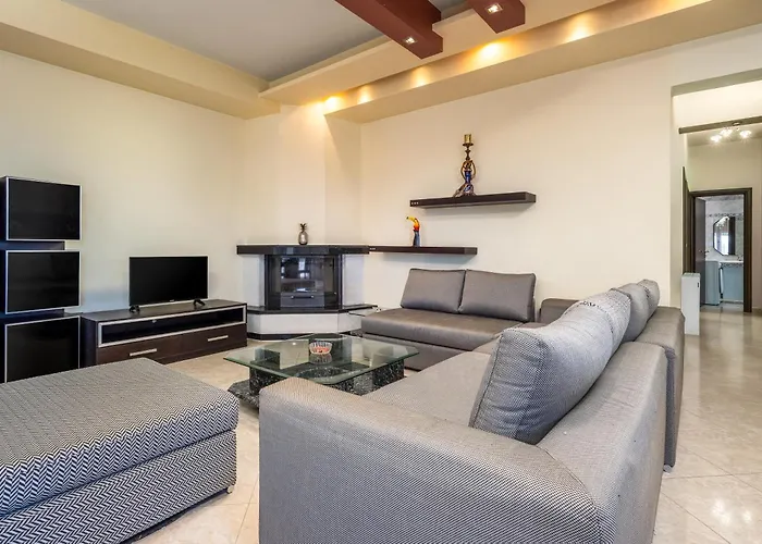 Tatil Evi Stavroulas Amazing House Fánai